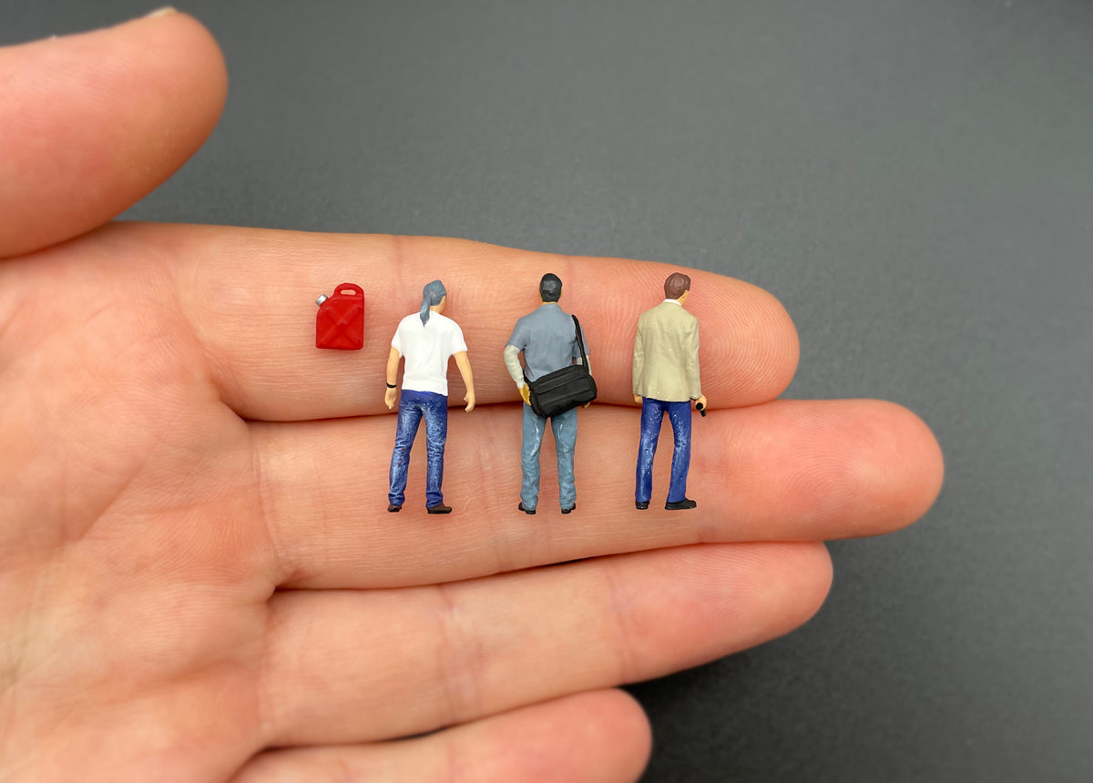 Miniature Video Game Character Figure 1:64 Scale Side View