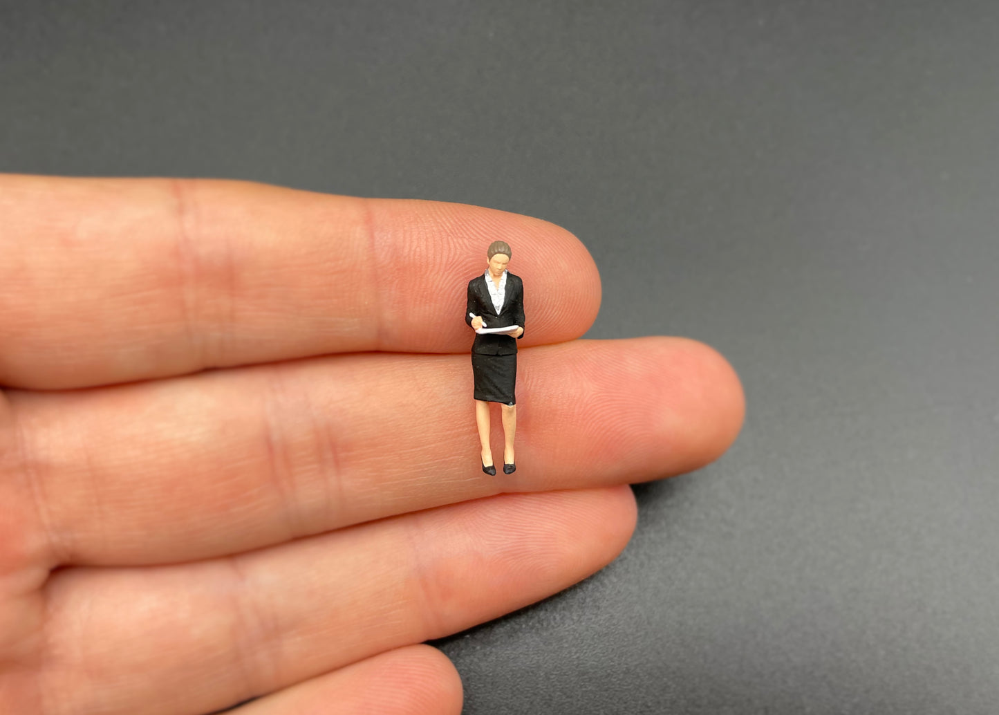 Miniature Business Woman Figure 1:64 Scale Office Worker Model