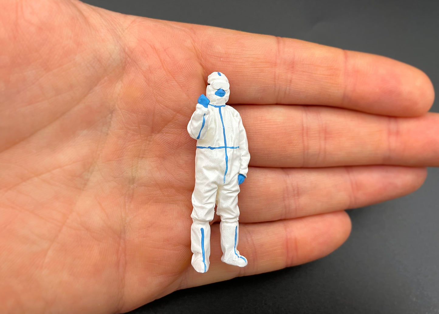Miniature Covid Testers. Protective Suits. Human Figures. 1:32 Scale