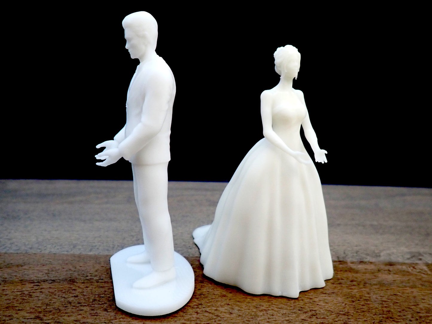 Unpainted Bride and Groom Couple. Wedding Cake Topper. 4 inches / 10cm tall