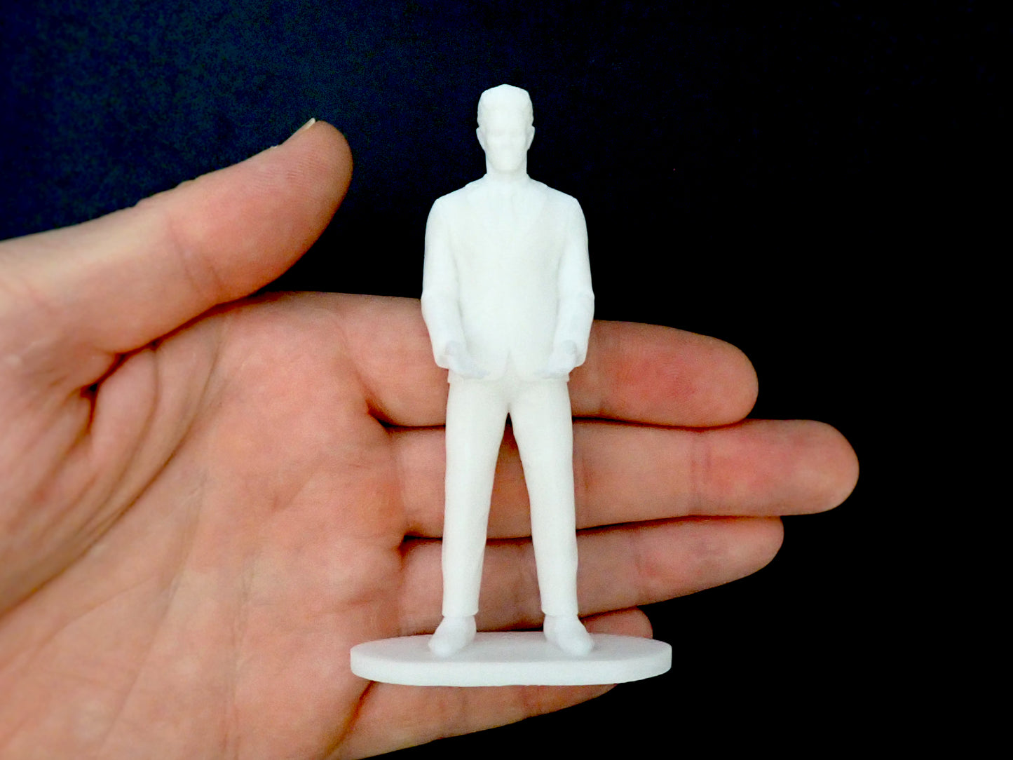 Unpainted Bride and Groom Couple. Wedding Cake Topper. 4 inches / 10cm tall