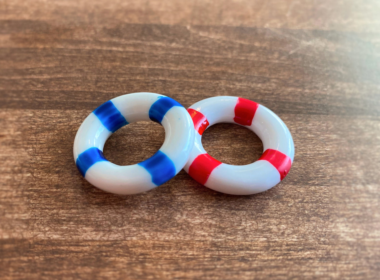 1:12 Scale Miniature 2 Life Buoys - Life Rings - Red and Blue Beach Floats. Dollhouse Accessories