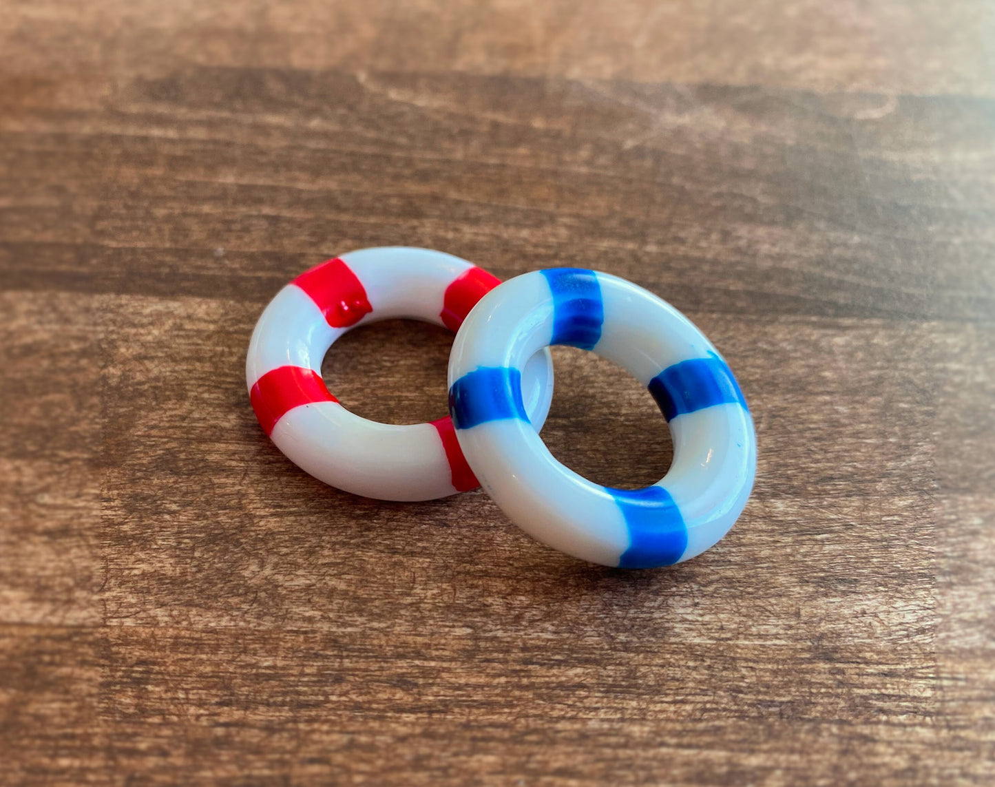 1:12 Scale Miniature 2 Life Buoys - Life Rings - Red and Blue Beach Floats. Dollhouse Accessories