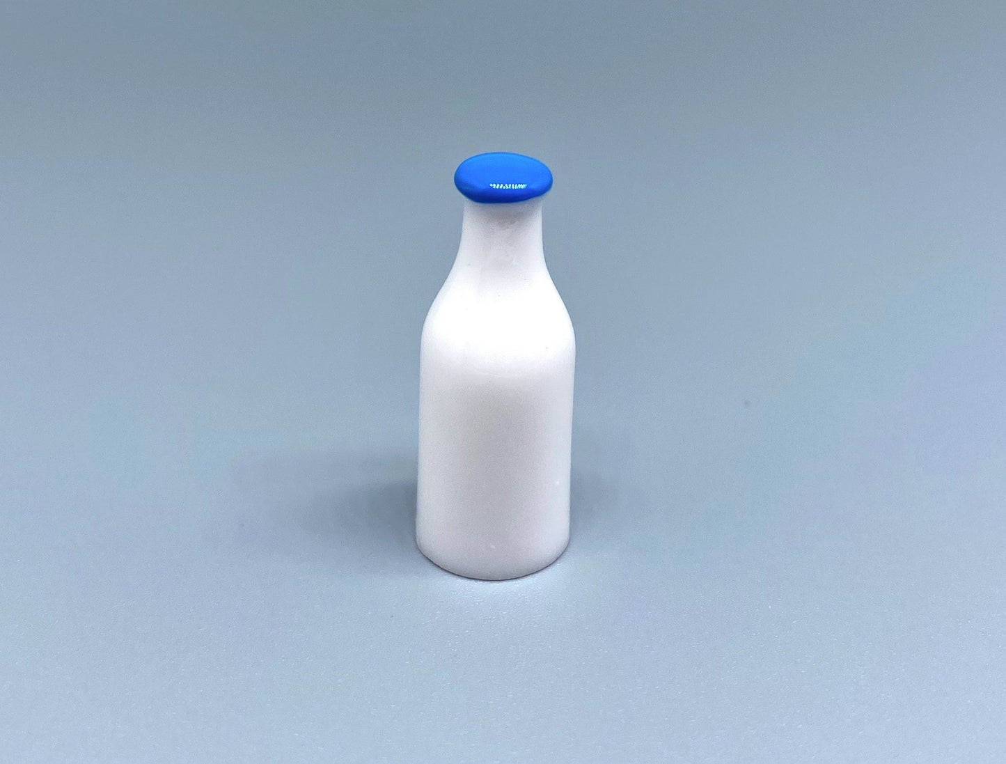 Miniature Milk Bottle Kitchen Food Drink Accessory 1:12 Scale Dollhouse