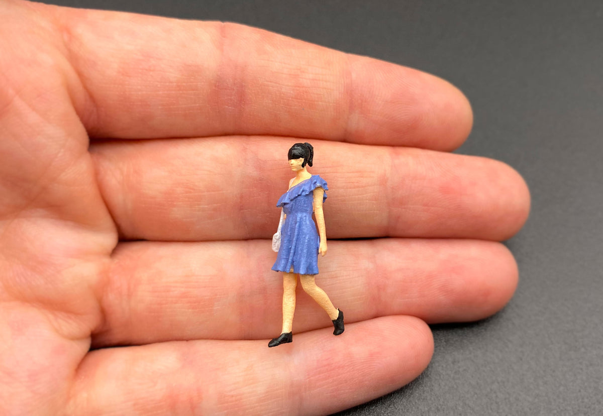Miniature Walking Person Figure 1:64 Scale Human Model