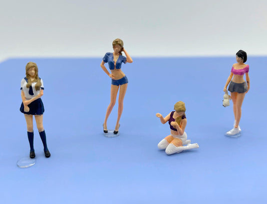 Miniature Cute Girl Model Figures. Women Models. 1:64 Scale