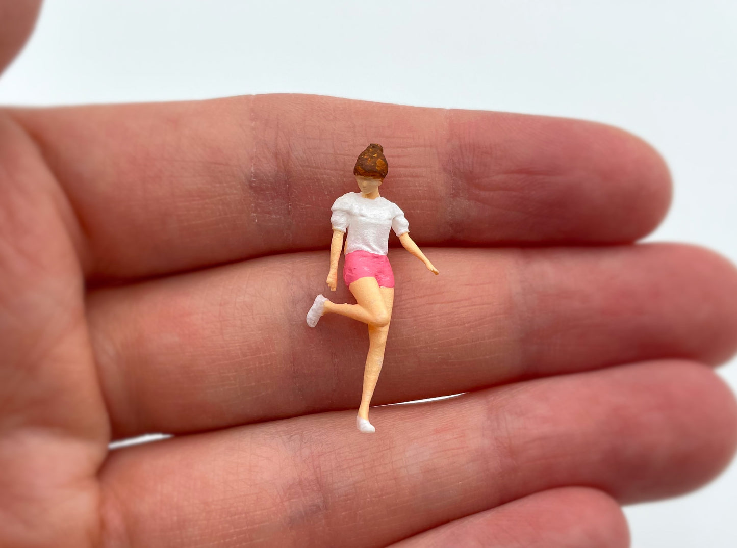 Female Casual Miniature Girl Human Figures. 1:64 S Scale . Shorts / Jeans / Black Dress