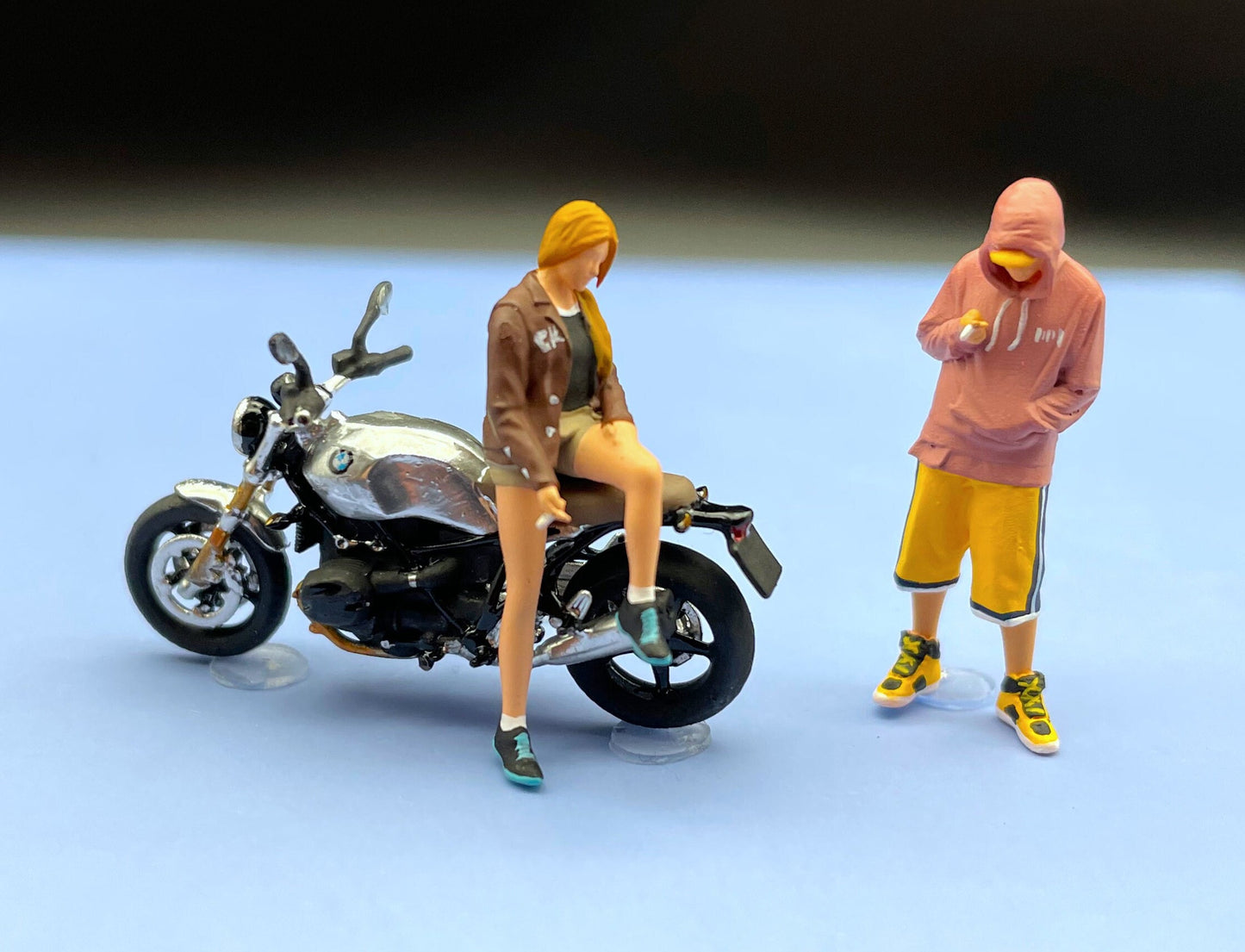 Motorbike and Miniature Human Figures Girl and Hoodie Smoking Guy 1:64 Scale