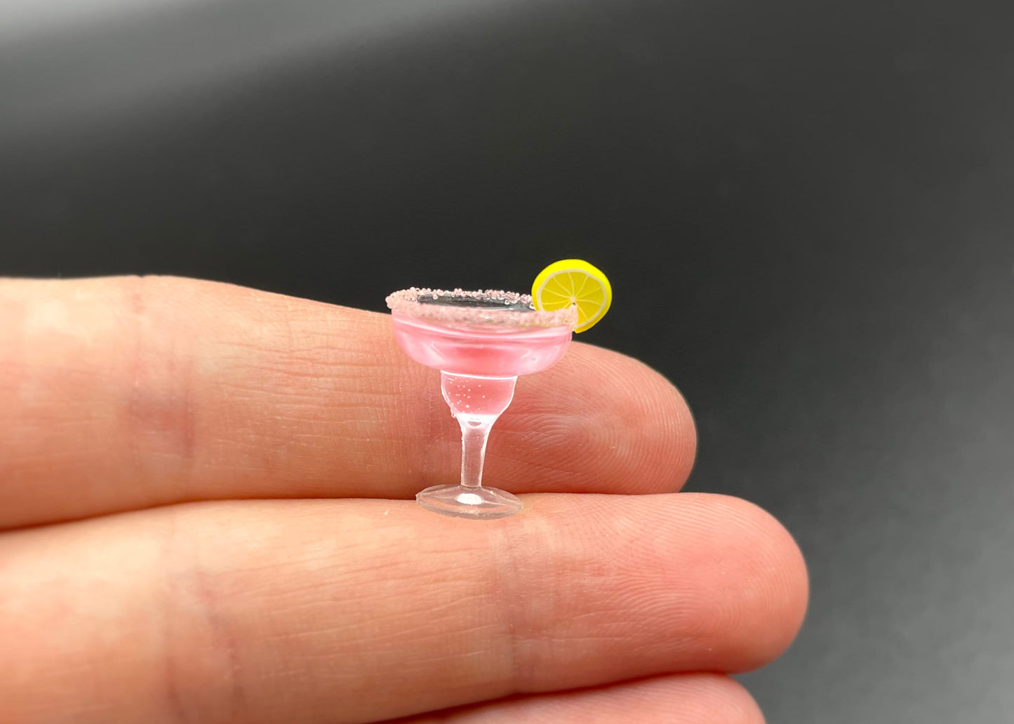 Miniature Cocktail Drinking Glasses. 1:12 Scale. Dollhouse Kitchen Accessory