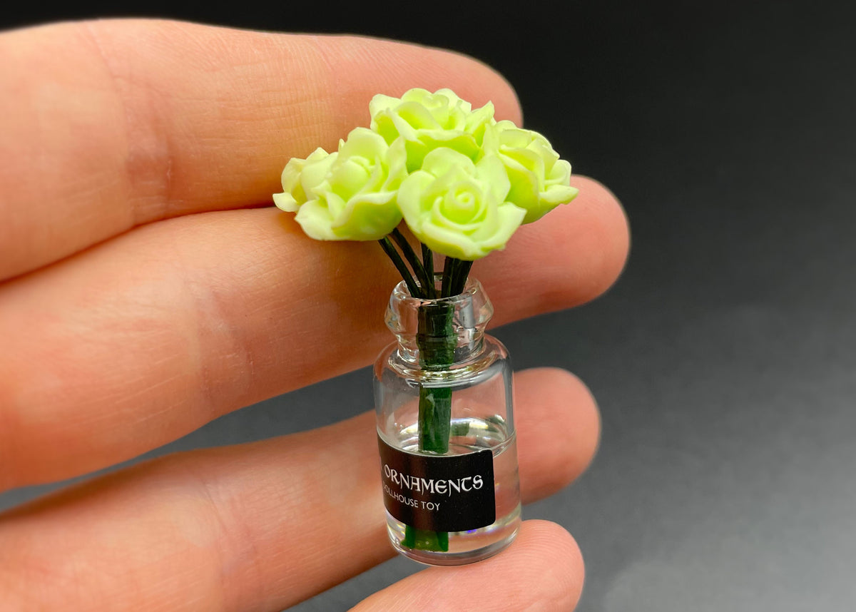 Miniature Pink Roses Flower Vase 1:12 Scale Dollhouse Prop