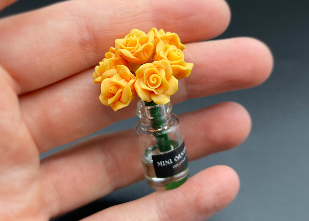 Miniature Yellow Roses in Vase 1:12 Scale Dollhouse Accessory