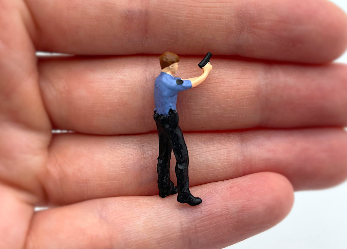 Police SWAT Security Criminal Robber Traffic Police 1:64 Scale Miniature Figures
