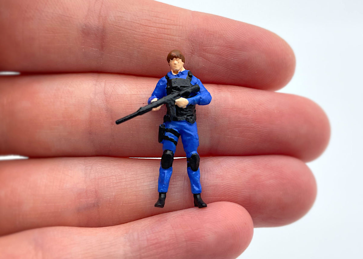 Police SWAT Security Criminal Robber Traffic Police 1:64 Scale Miniature Figures