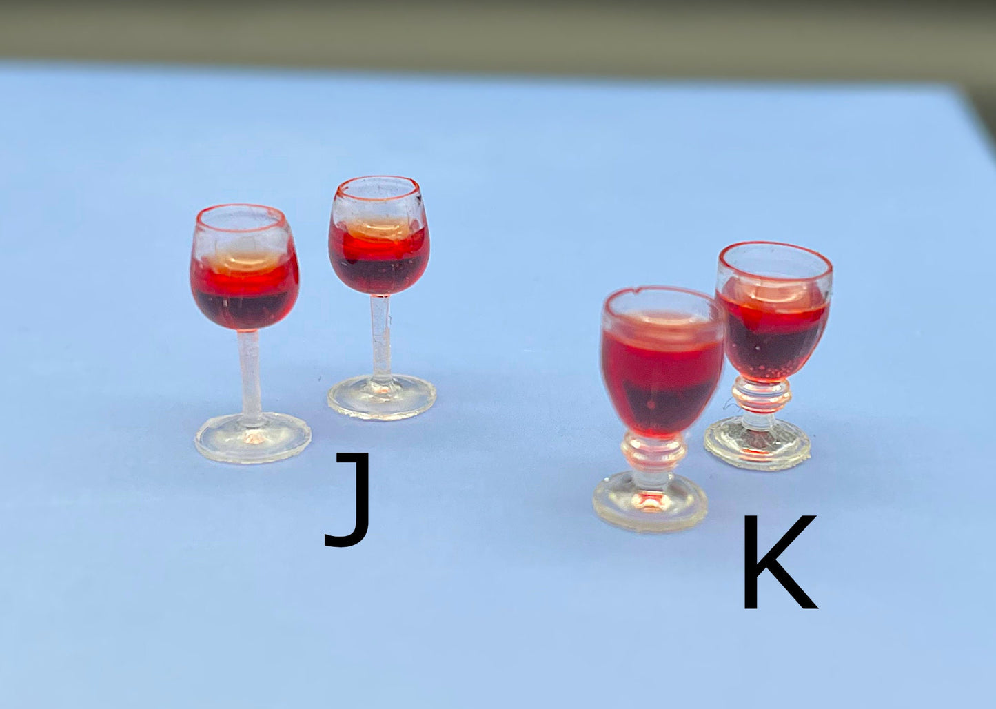 2 x Miniature Wine Glasses. 1:12 Scale