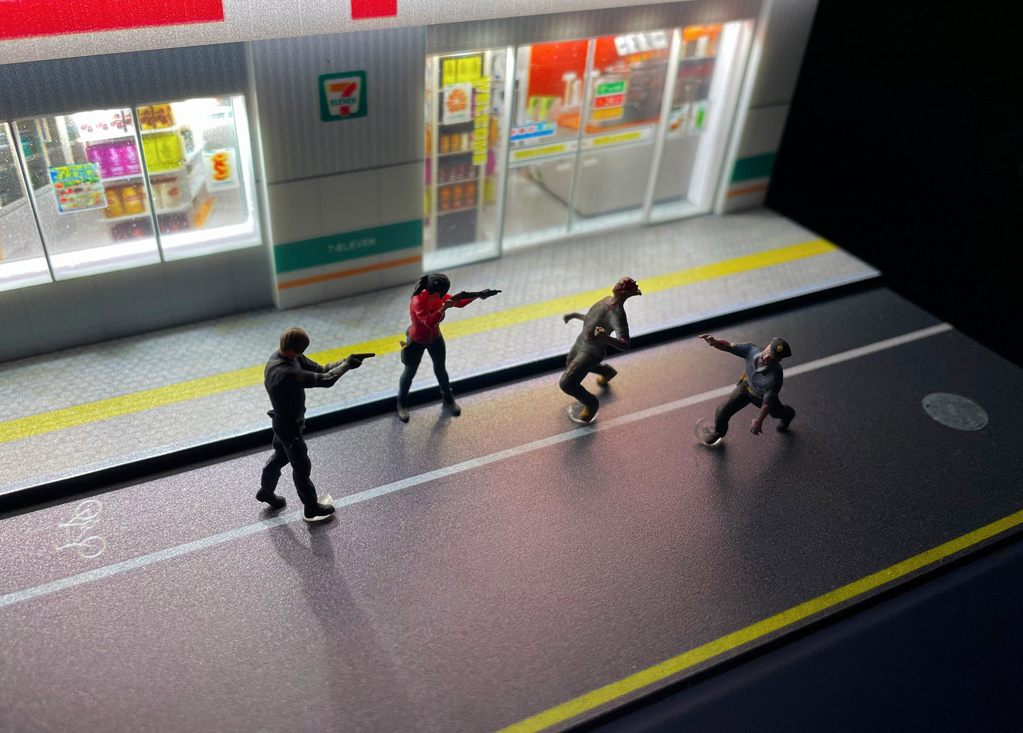 Miniature Zombies and Humans Full Set 1:64 Scale