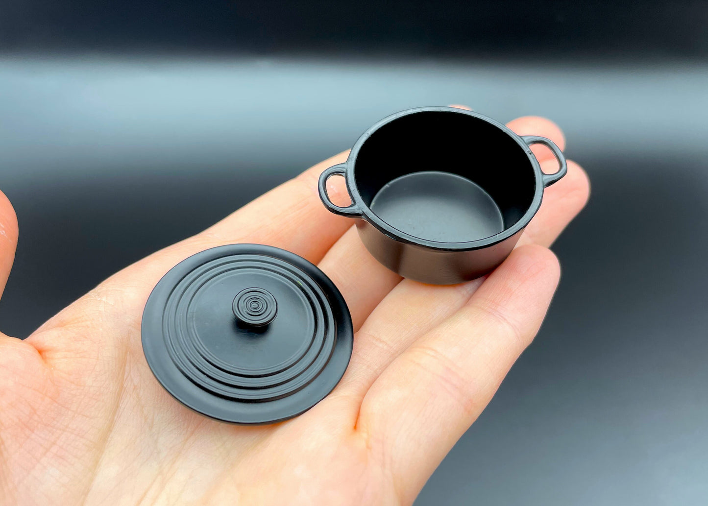 Miniature Cooking Pot With Lid. Choose Color. Dollhouse Kitchen Food Accessories. 1:6 Scale