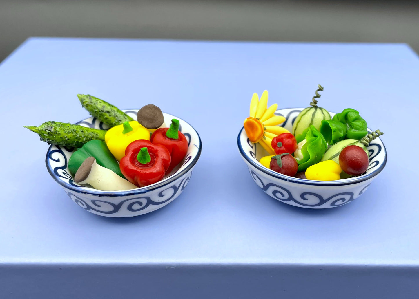 Miniature Blue White Bowl Set 1:12 Scale Dollhouse Kitchen Detail