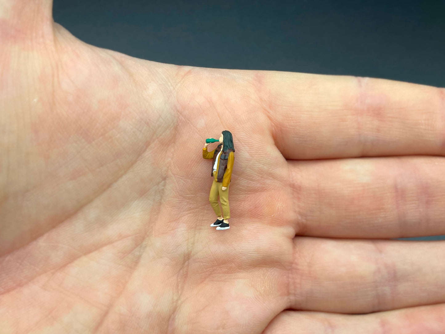 Smoking and Drinking People. 1:64 Scale Miniature Lifelike Human Figure Models