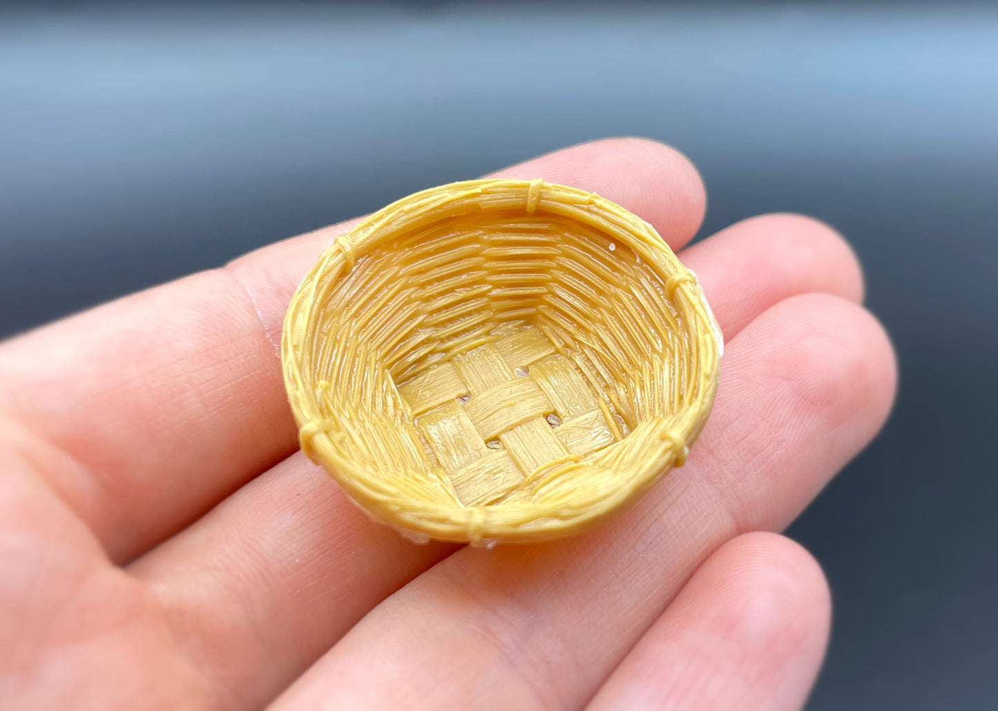 Miniature Baskets. Dollhouse Kitchen Food Picnic Accessories 1:6 or 1/12 Scale