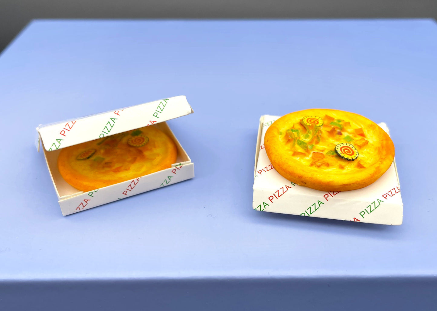 Miniature Pizza and Box Food Dollhouse Kitchen Accessory 1:12 1:6 Scale