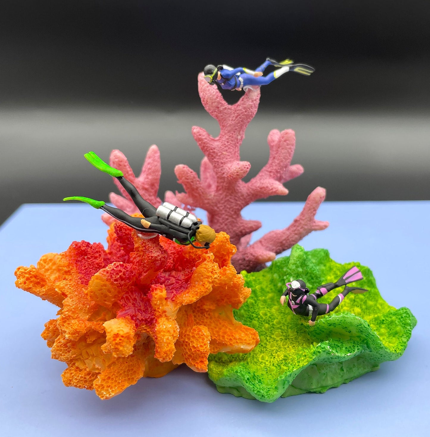 Scuba Divers. Miniature Figures. 1:64 Scale People