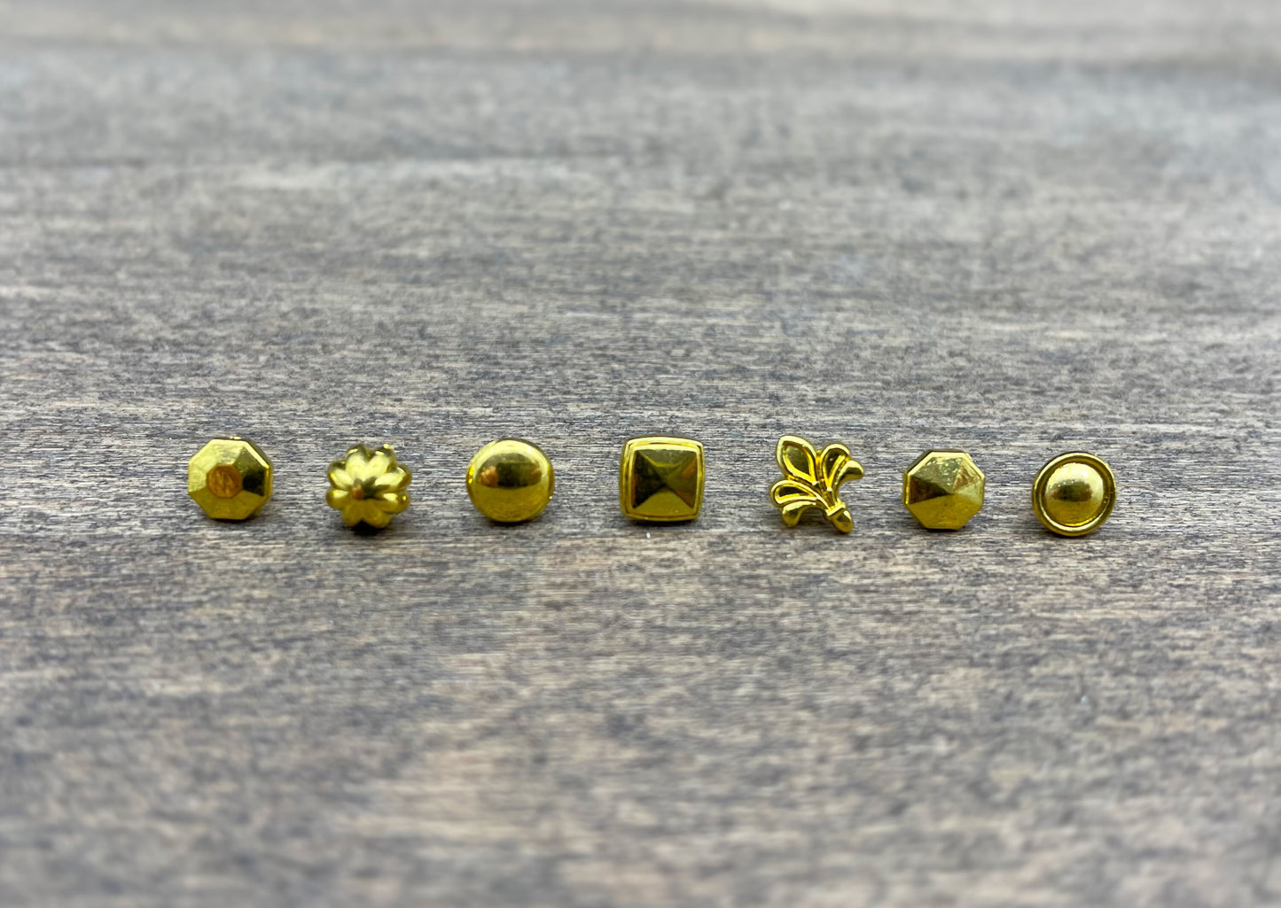 Miniature Door Knobs. 7 Pieces. Metal Handle. Dollhouse Model Accessories. 1:12 Scale