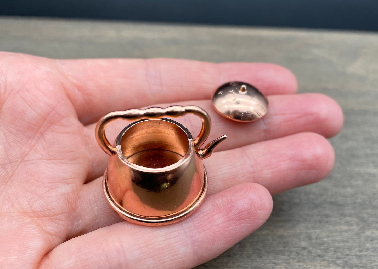 Miniature Teapot 1:12 Scale Dollhouse Kitchen Top View