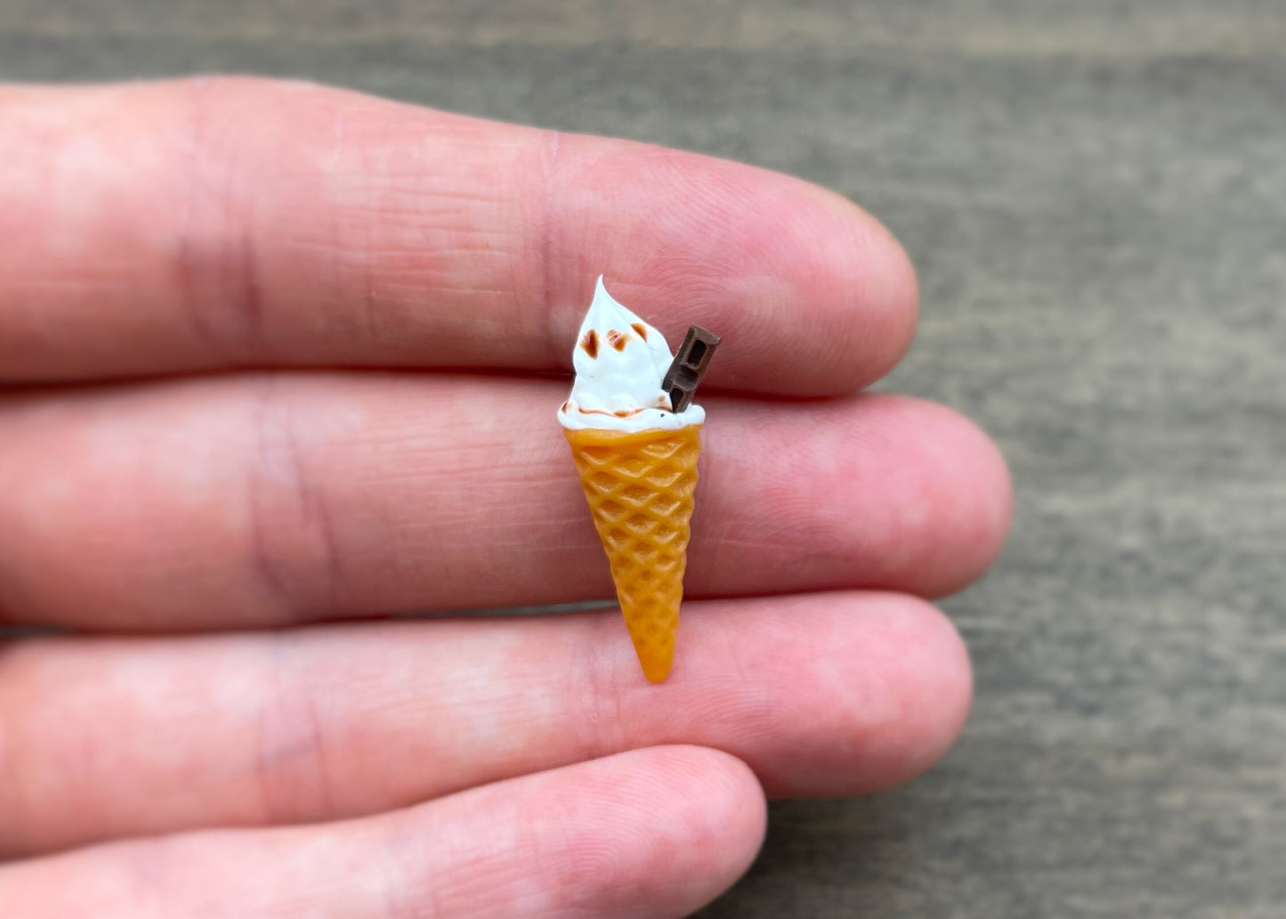 Miniature Ice Cream Cones. 1:6/12 Scale. Kitchen Food Dollhouse Accessories