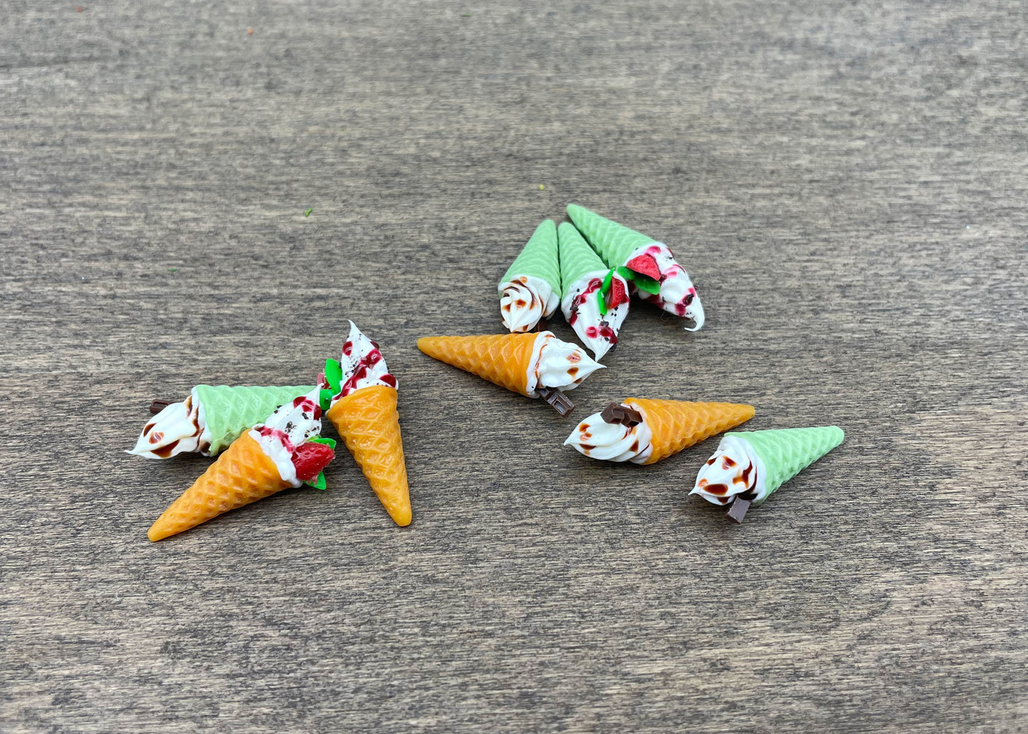 Miniature Ice Cream Cones. 1:6/12 Scale. Kitchen Food Dollhouse Accessories