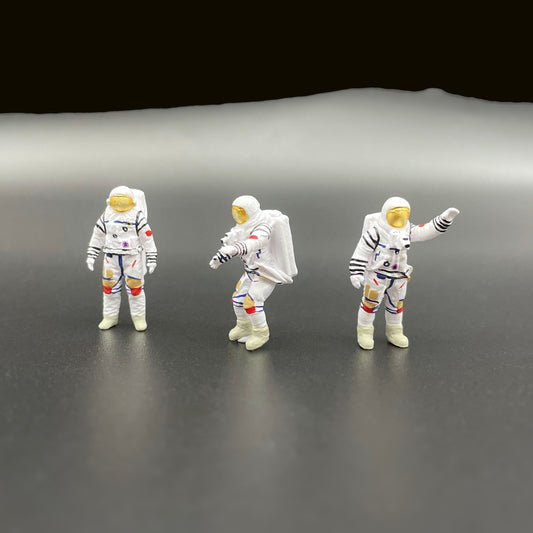 Astronauts. Miniature Human Figures. 1:64 Scale