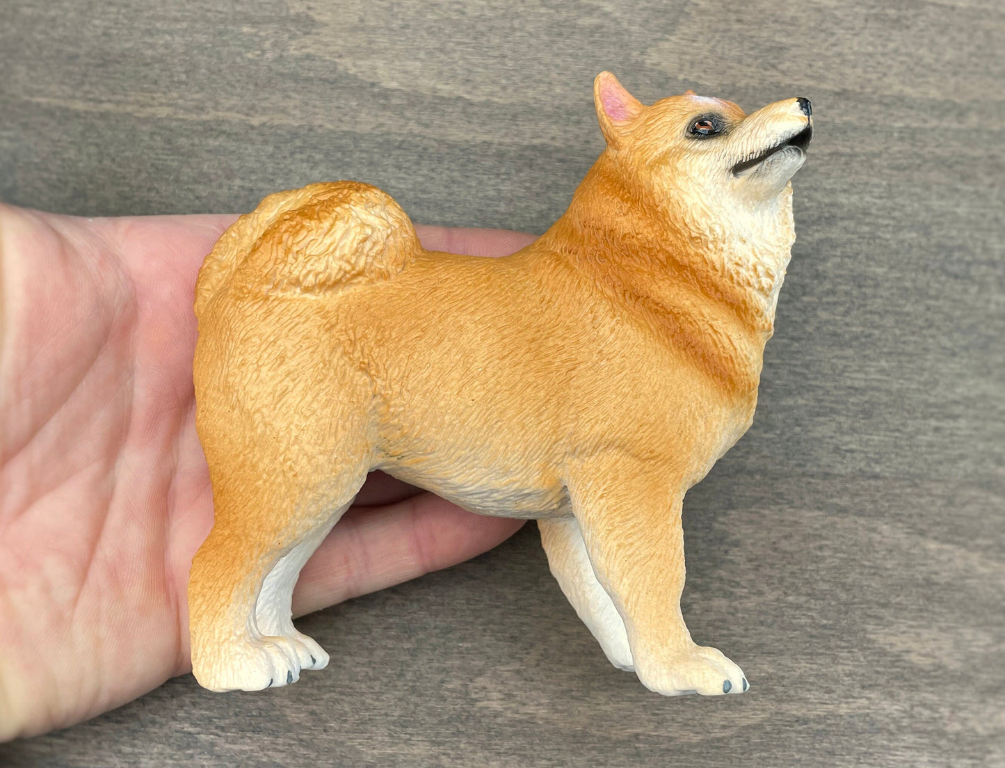 Miniature Samoyed / Spitz Dog Statues / Models. 1:6 Scale (Barbie Compatible)