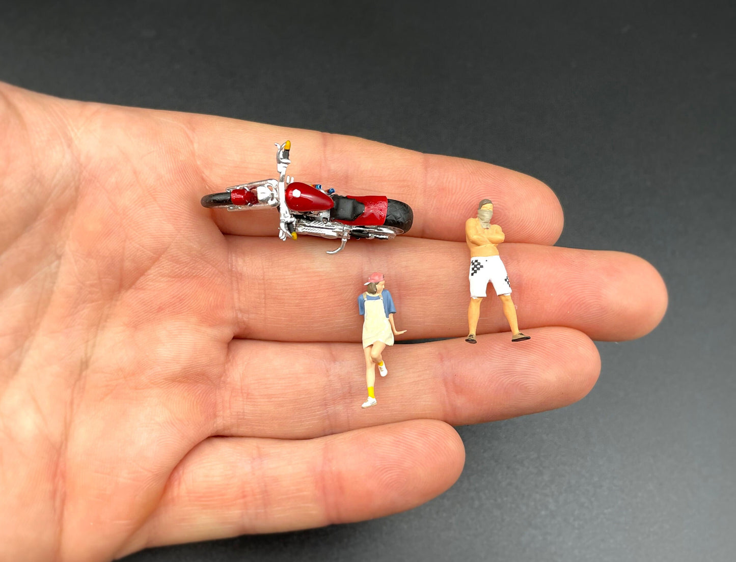 Cruiser Motorbikes with Human Figures. Girl and Guy. Miniature. 1:64 Scale