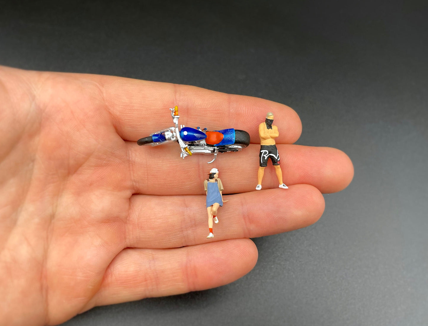 Cruiser Motorbikes with Human Figures. Girl and Guy. Miniature. 1:64 Scale