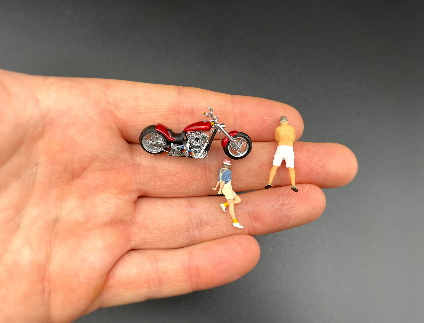 Cruiser Motorbikes with Human Figures. Girl and Guy. Miniature. 1:64 Scale