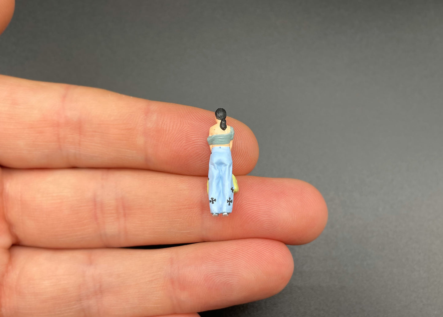 Miniature Stylish Girl Models 1:64 Scale Side View