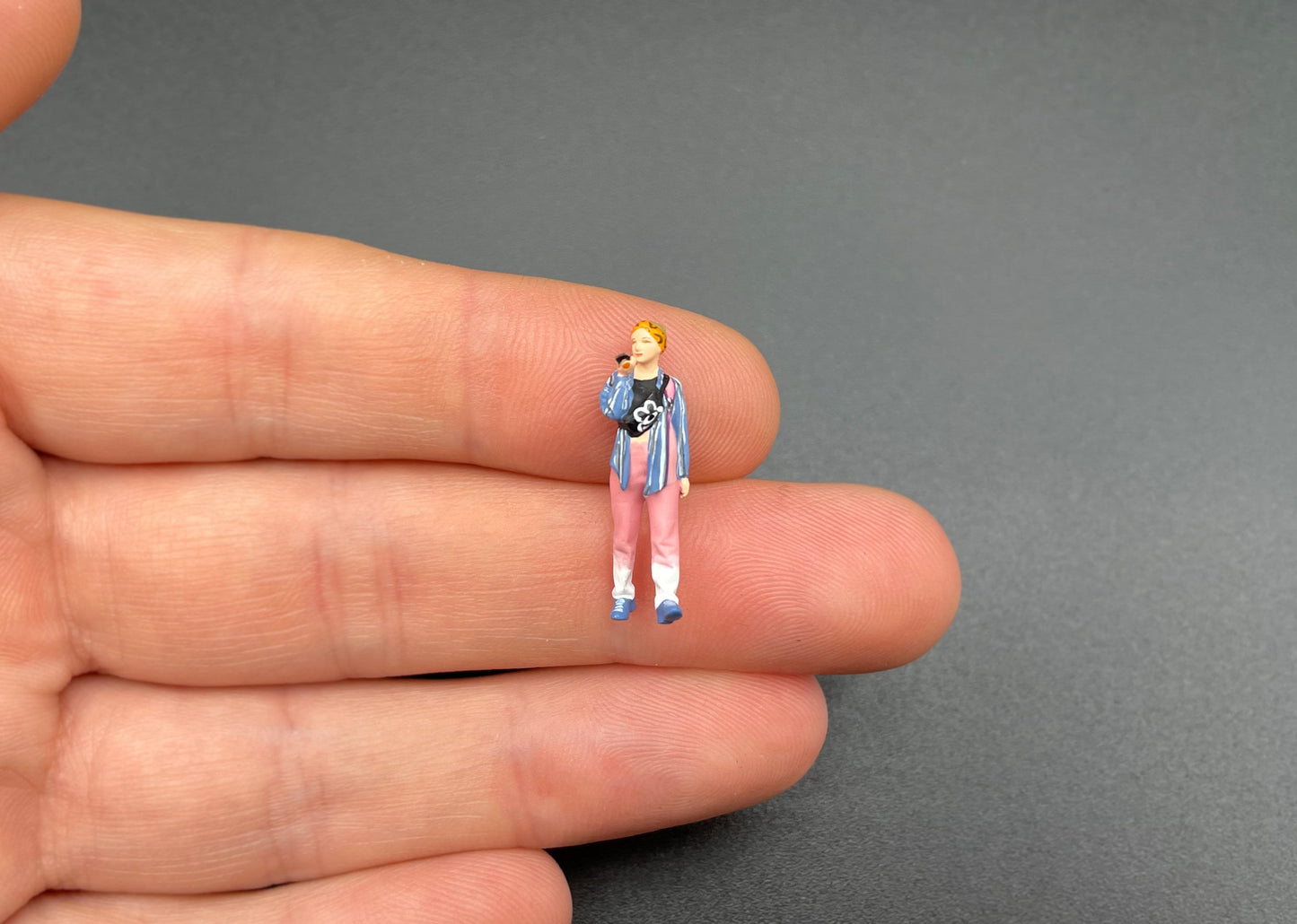 Miniature Fashionable Girls Set 1:64 Scale Front View