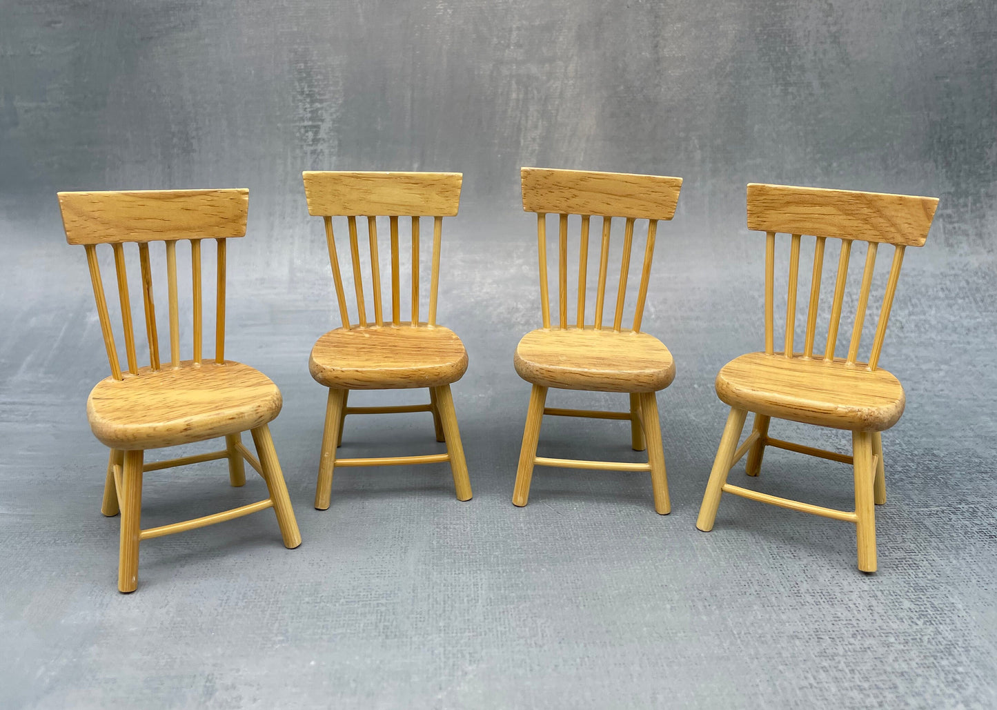 Miniature Table and 4 chairs. Dollhouse furniture. Scale 1:12