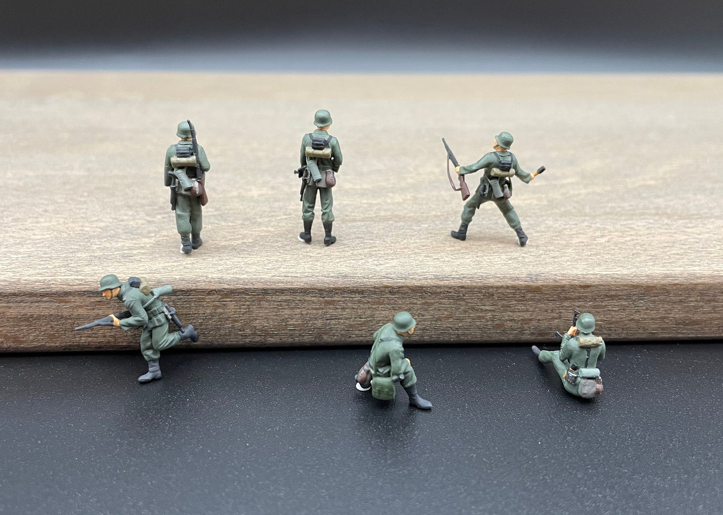 German Army Soldiers. Field Uniform WW2. Miniature 1:72 Scale Models