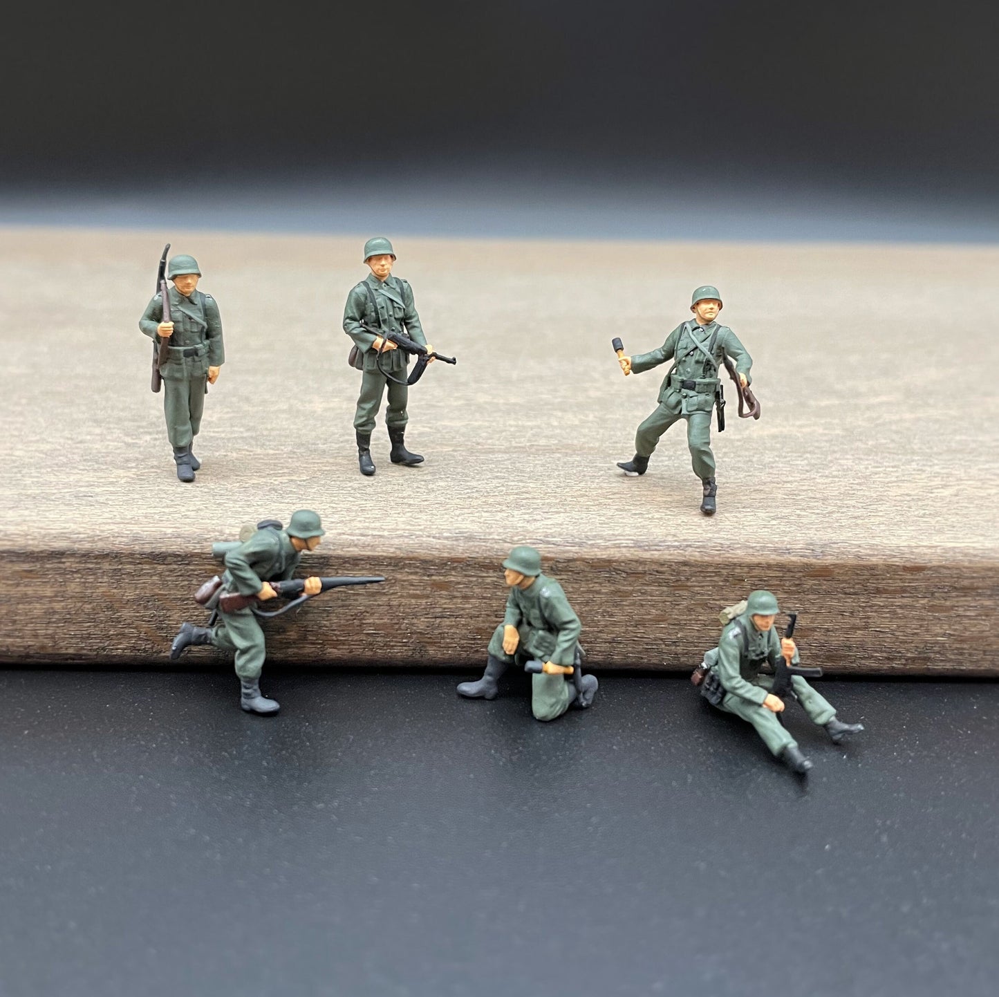 German Army Soldiers. Field Uniform WW2. Miniature 1:72 Scale Models