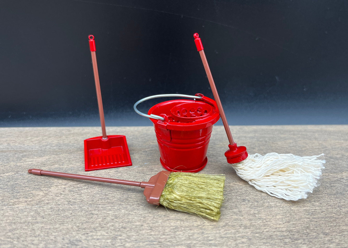 Miniature Cleaning Set Mop Bucket 1:12 Scale Dollhouse Accessory