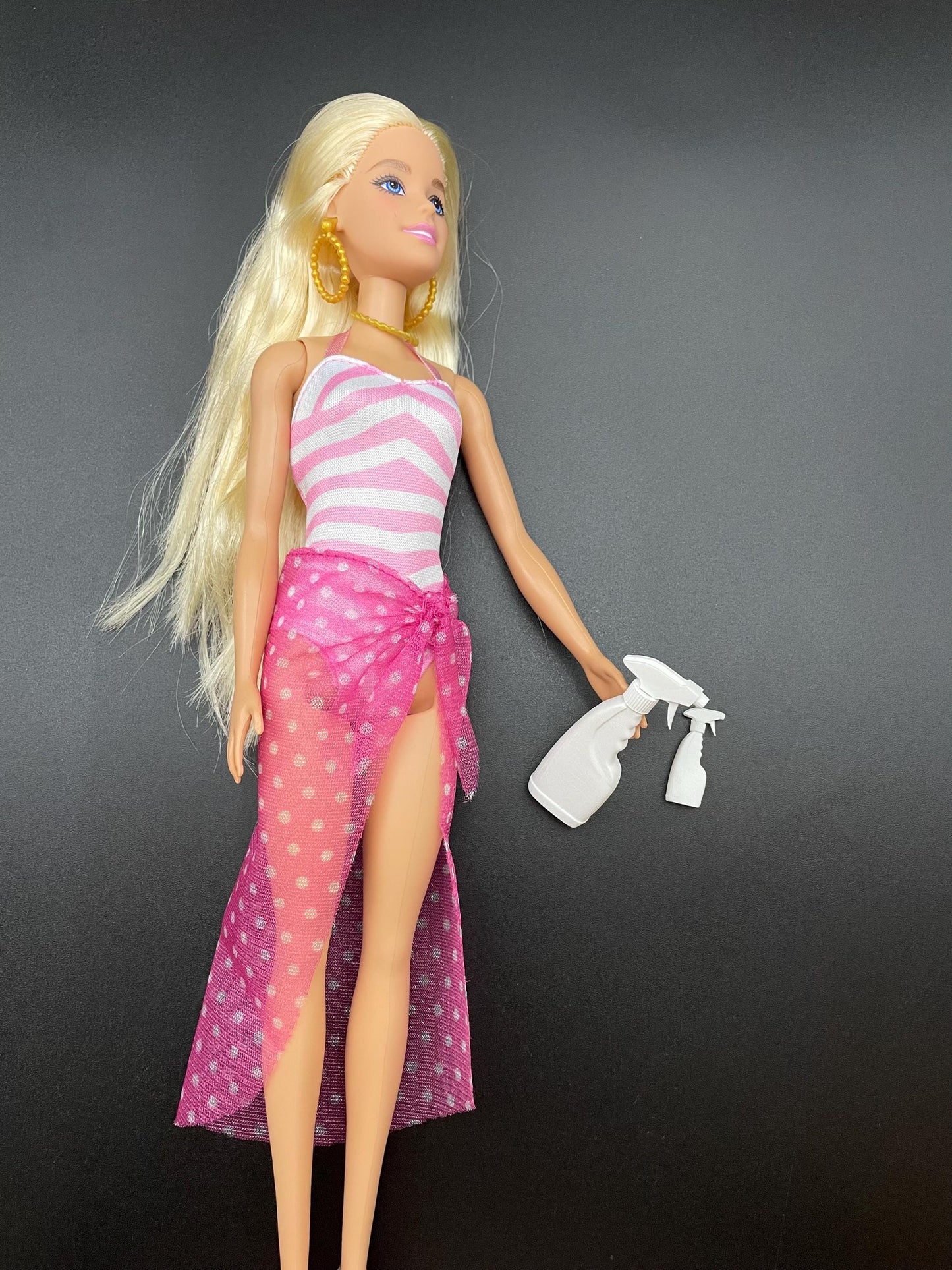 Miniature Trigger Spray Bottle. 1:6 or 1/12 Scale