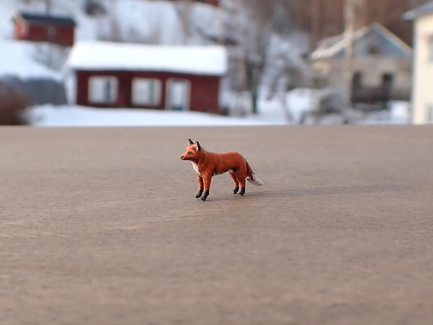 Miniature Red Fox 1:64 Scale Realistic Miniature Replica Animal