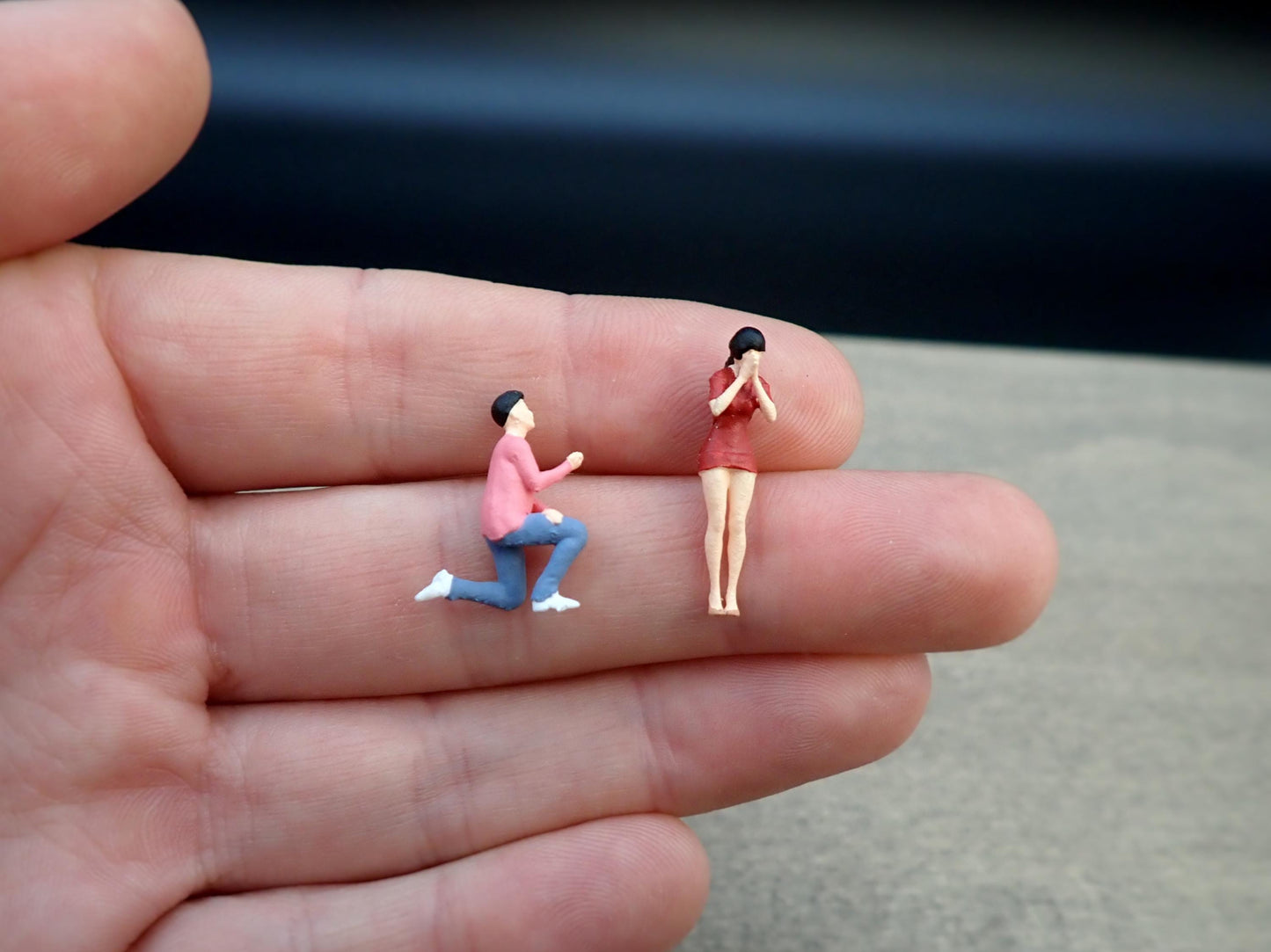Miniature Couple Proposing on One Knee 1:64 Scale Figure