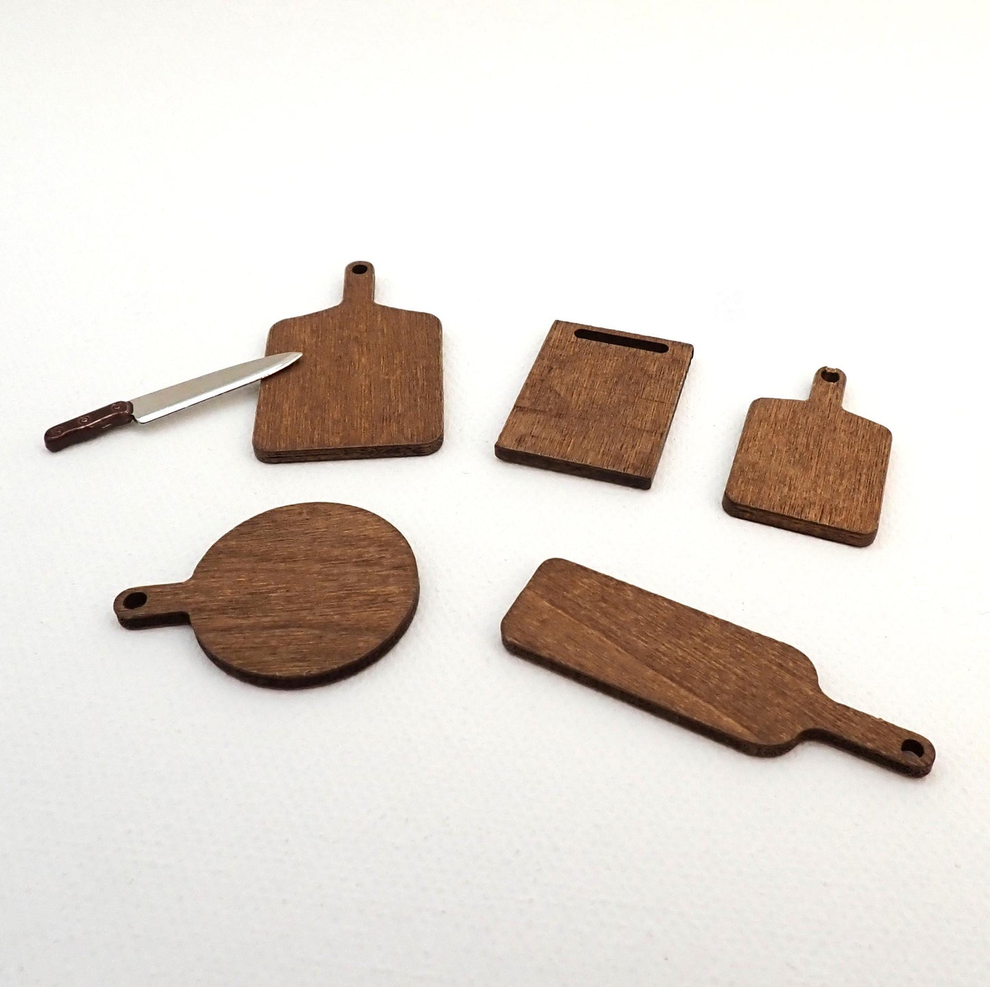 5 Wooden Chopping Boards. 1:12 Scale. Miniature Dollhouse Accessories