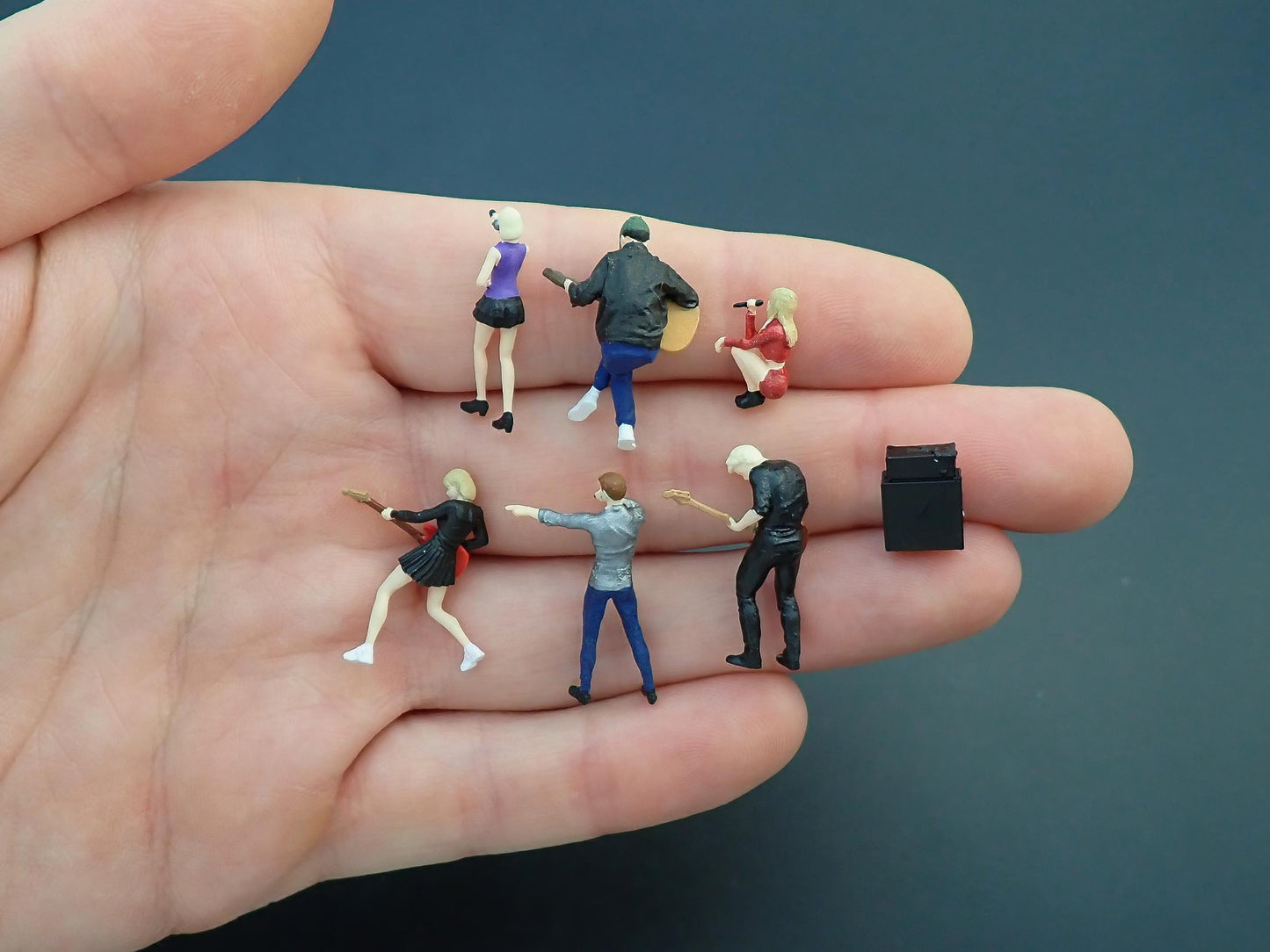 Miniature Music Band Figures. 1:64 Scale. Guitar, Bassist, Amp, Singer
