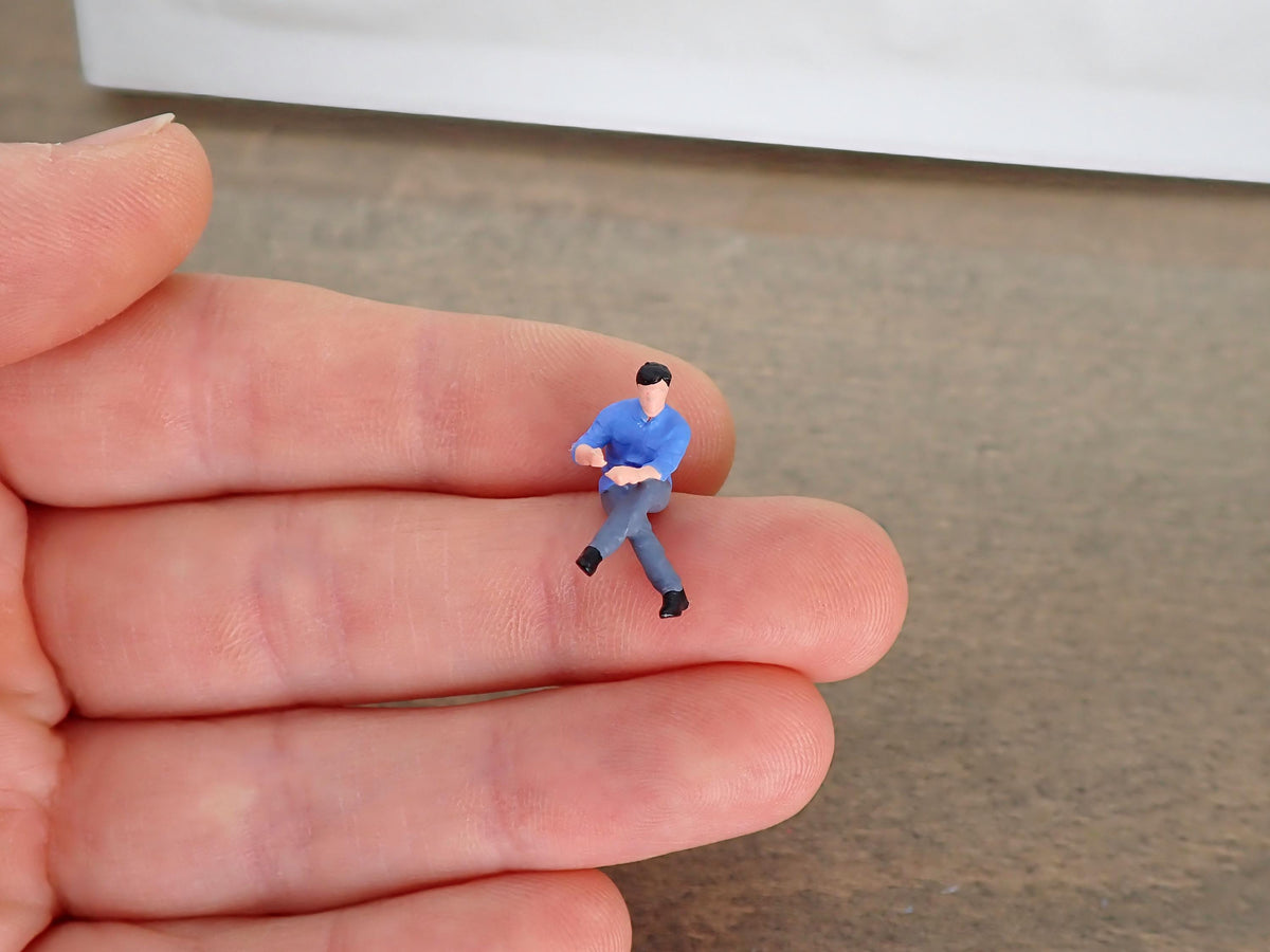Miniature Seated Figures 1:64 Scale Side View
