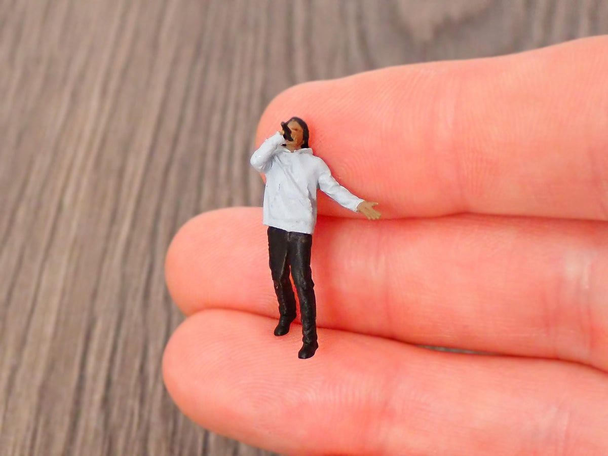 Black Rapper Figures. 1:64 Scale African American Hip Hop Singers with Microphone. Hand Painted Diorama Miniature People