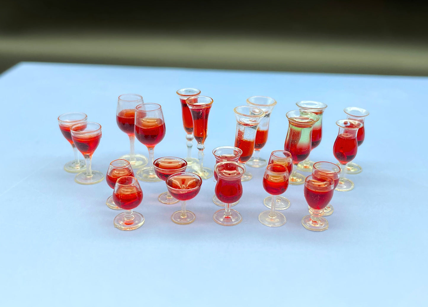 2 x Miniature Wine Glasses. 1:12 Scale