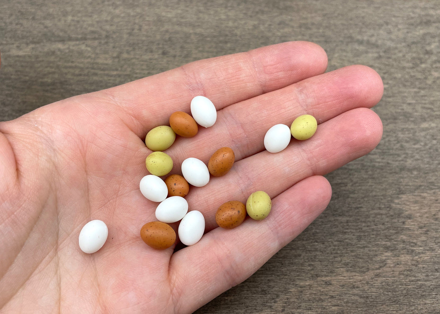 Miniature Eggs and Egg Boxes. 1:6 Scale