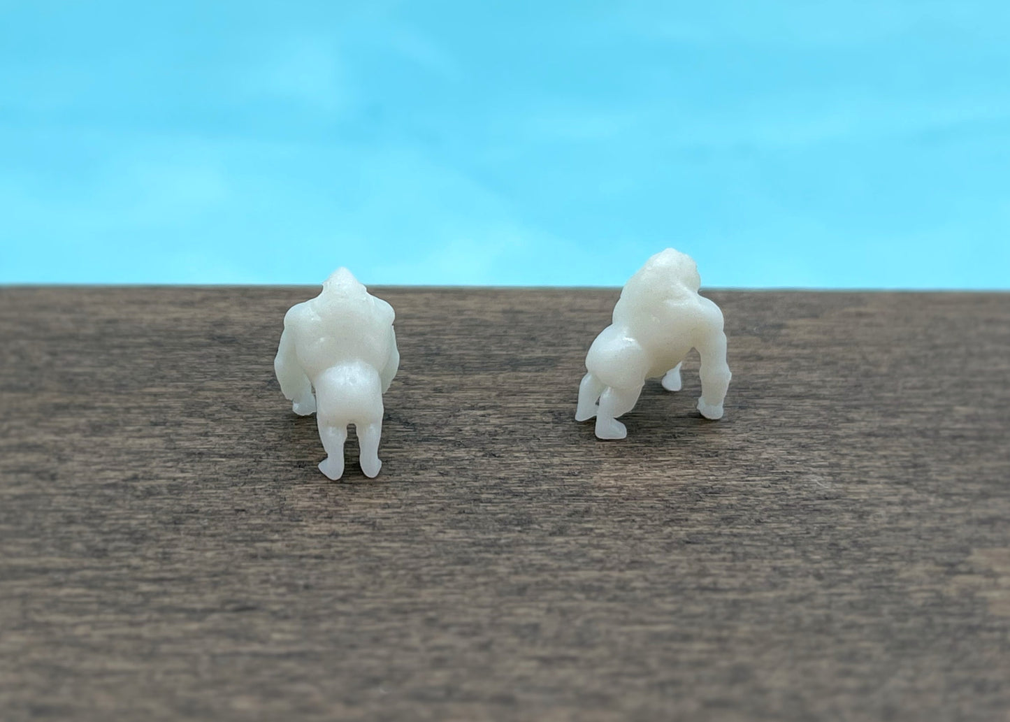 2 Unpainted Silverback Gorilla Figures. 1:100 Scale Miniature Animal. Ready to Paint